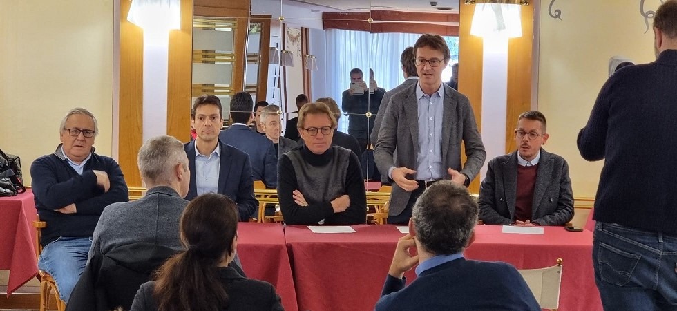 Con Bonaccini molti amministratori del Pd trentino, Zeni: “Anche in un momento di difficoltà per il Paese e per il nostro